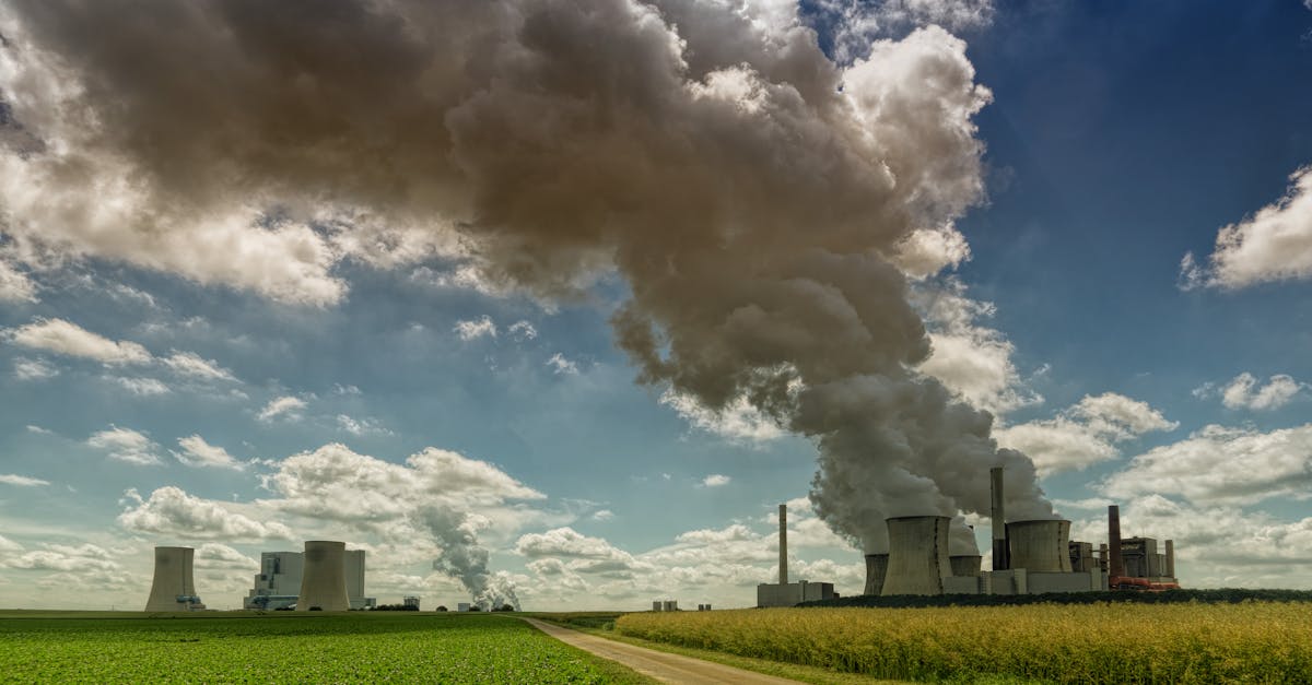 découvrez l'impact de la pollution de l'air sur notre santé et notre environnement. apprenez les causes, les effets et les solutions pour lutter contre cette menace mondiale et améliorer la qualité de l'air que nous respirons.