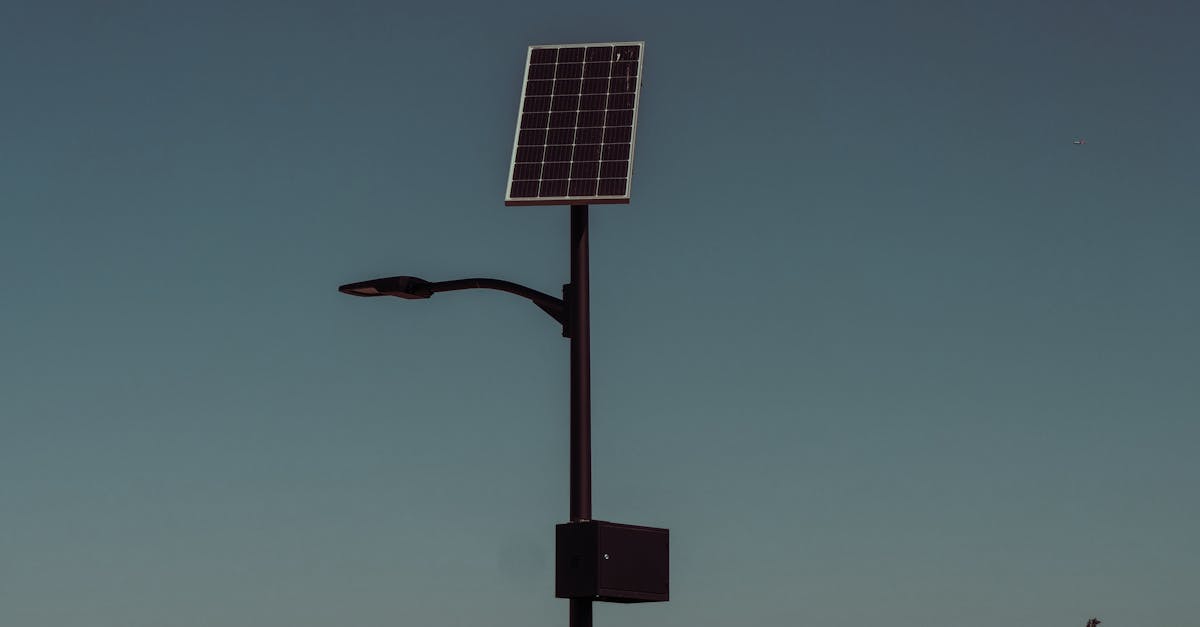 découvrez comment les transitions énergétiques façonnent notre avenir durable, en explorant les technologies innovantes, les politiques écologiques et les initiatives mondiales pour réduire notre empreinte carbone.