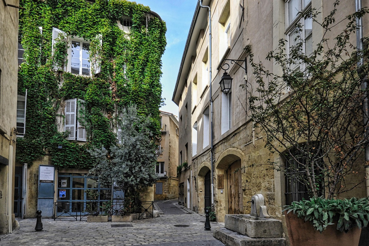 découvrez le marché de seconde main, une plateforme dynamique où les acheteurs et vendeurs se rencontrent pour donner une seconde vie aux objets. explorez un large éventail d'articles, économisez de l'argent tout en participant à une consommation responsable.