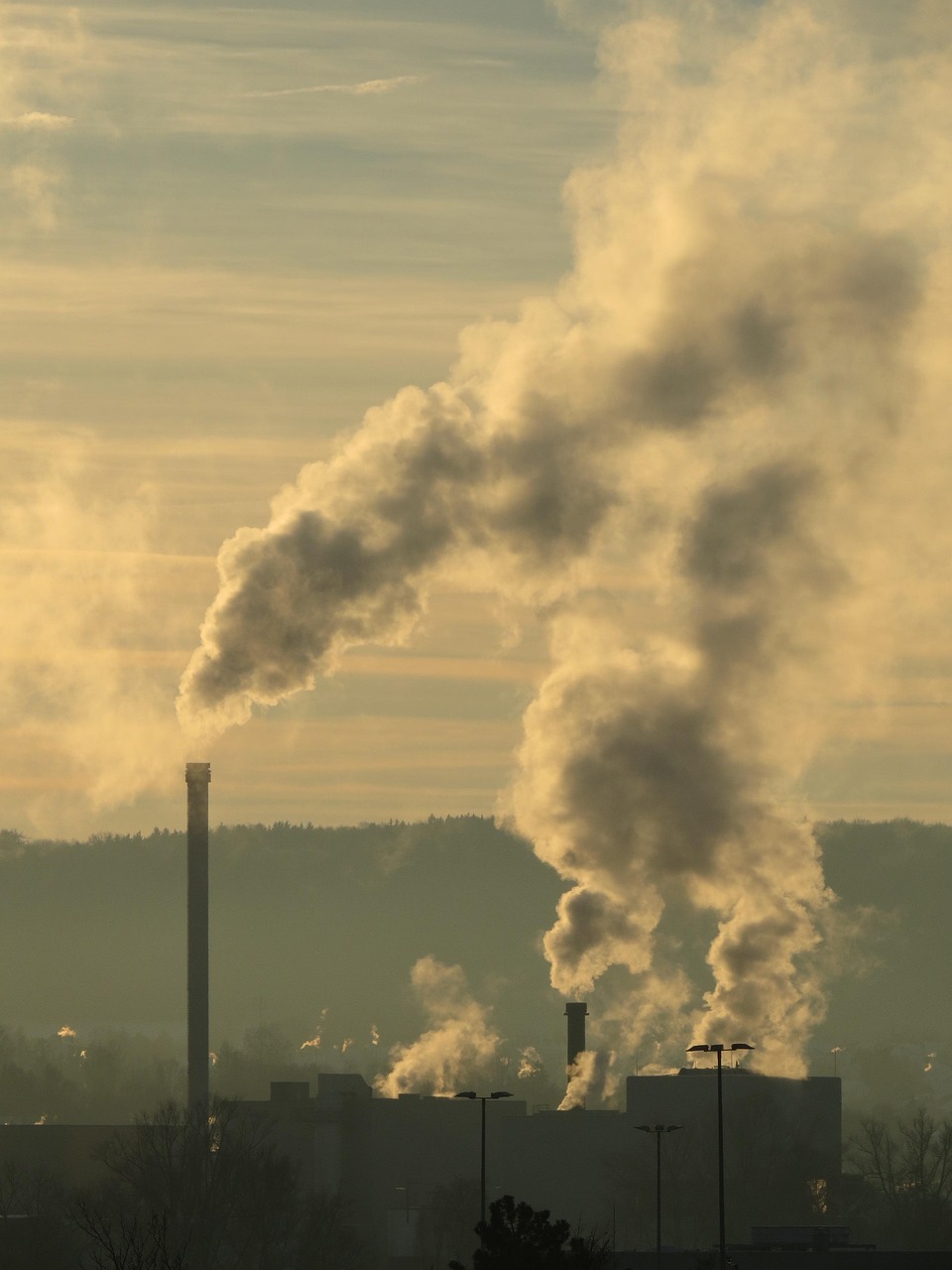 découvrez l'impact environnemental de l'industrie spatiale et les enjeux écologiques liés au développement des technologies spatiales.