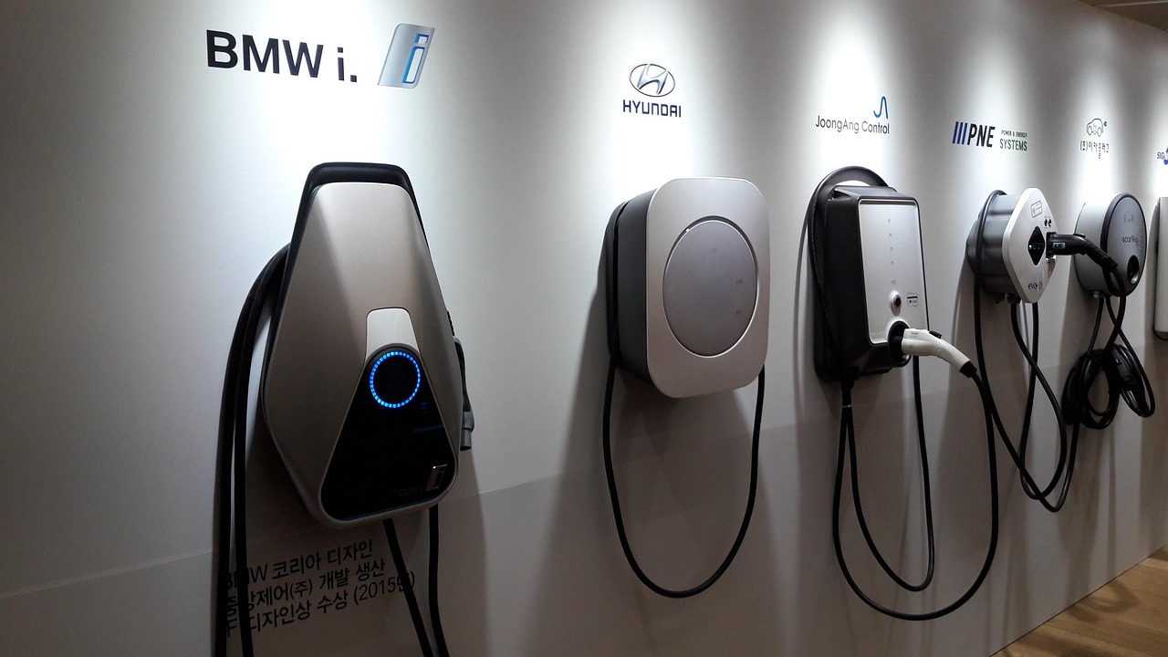 Démystifier les voitures électriques : Les 6 idées reçues à connaître absolument !