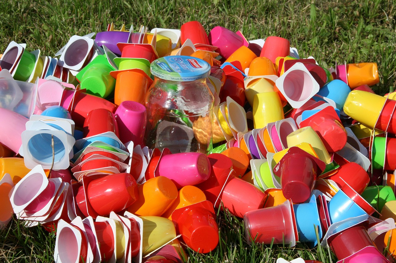 EDM Thermoformage accélère sa croissance en acquérant deux sociétés clés dans le recyclage plastique